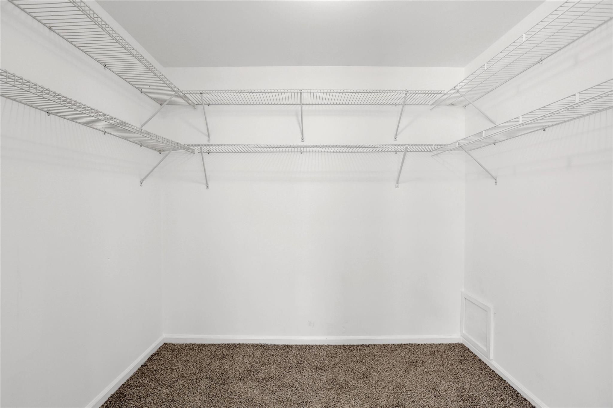 4613 GUILFORD Street