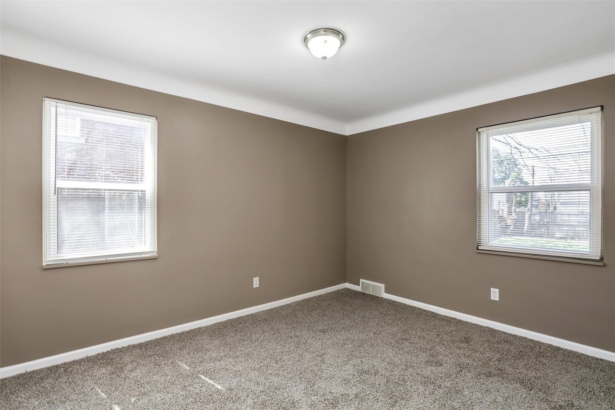 4613 GUILFORD Street