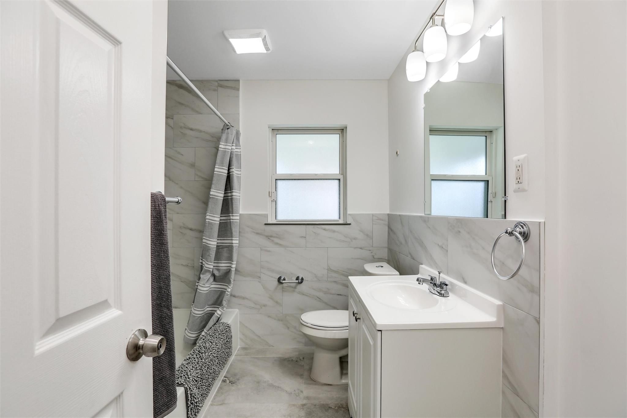 4613 GUILFORD Street