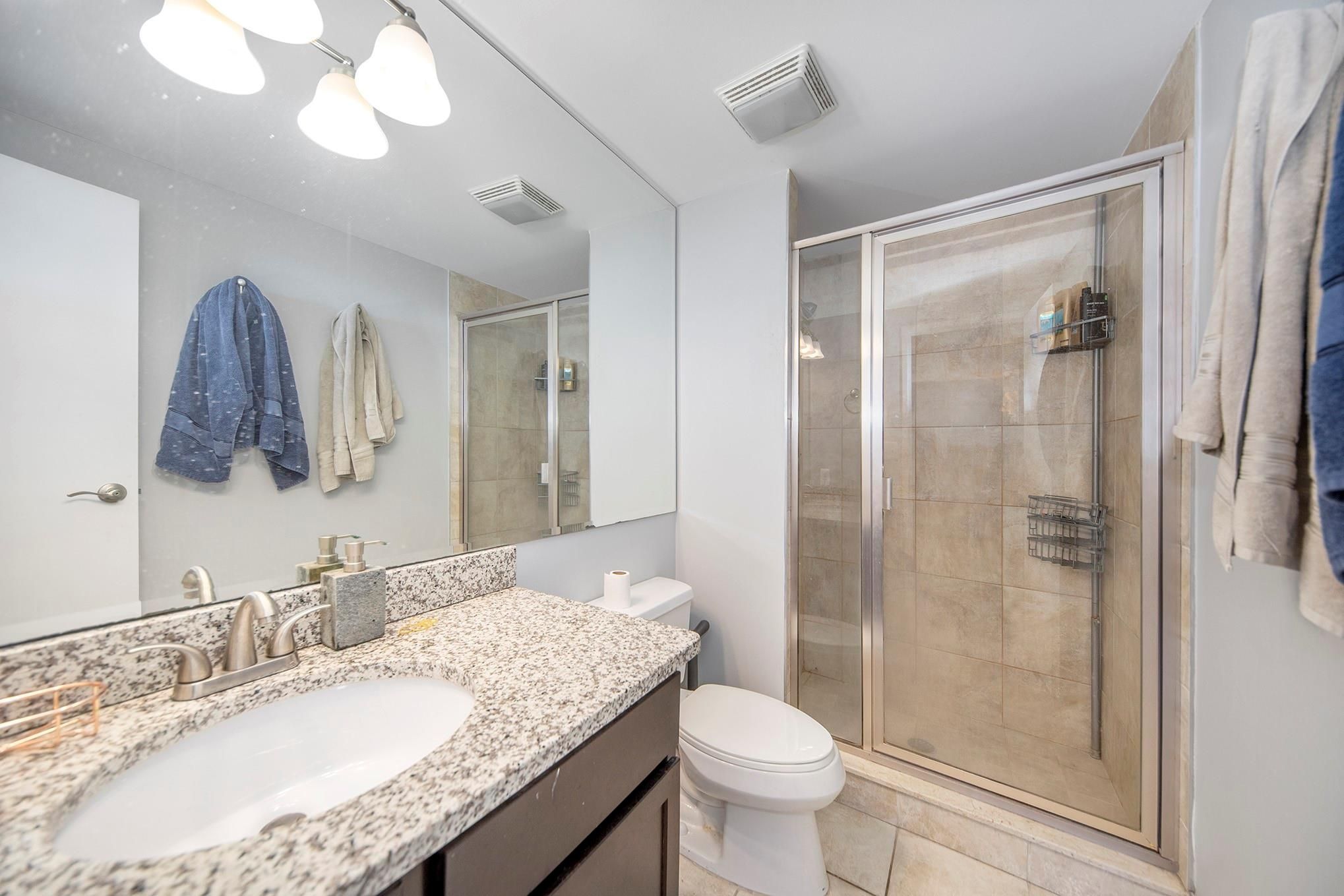 250 E HARBORTOWN DR # 59/609