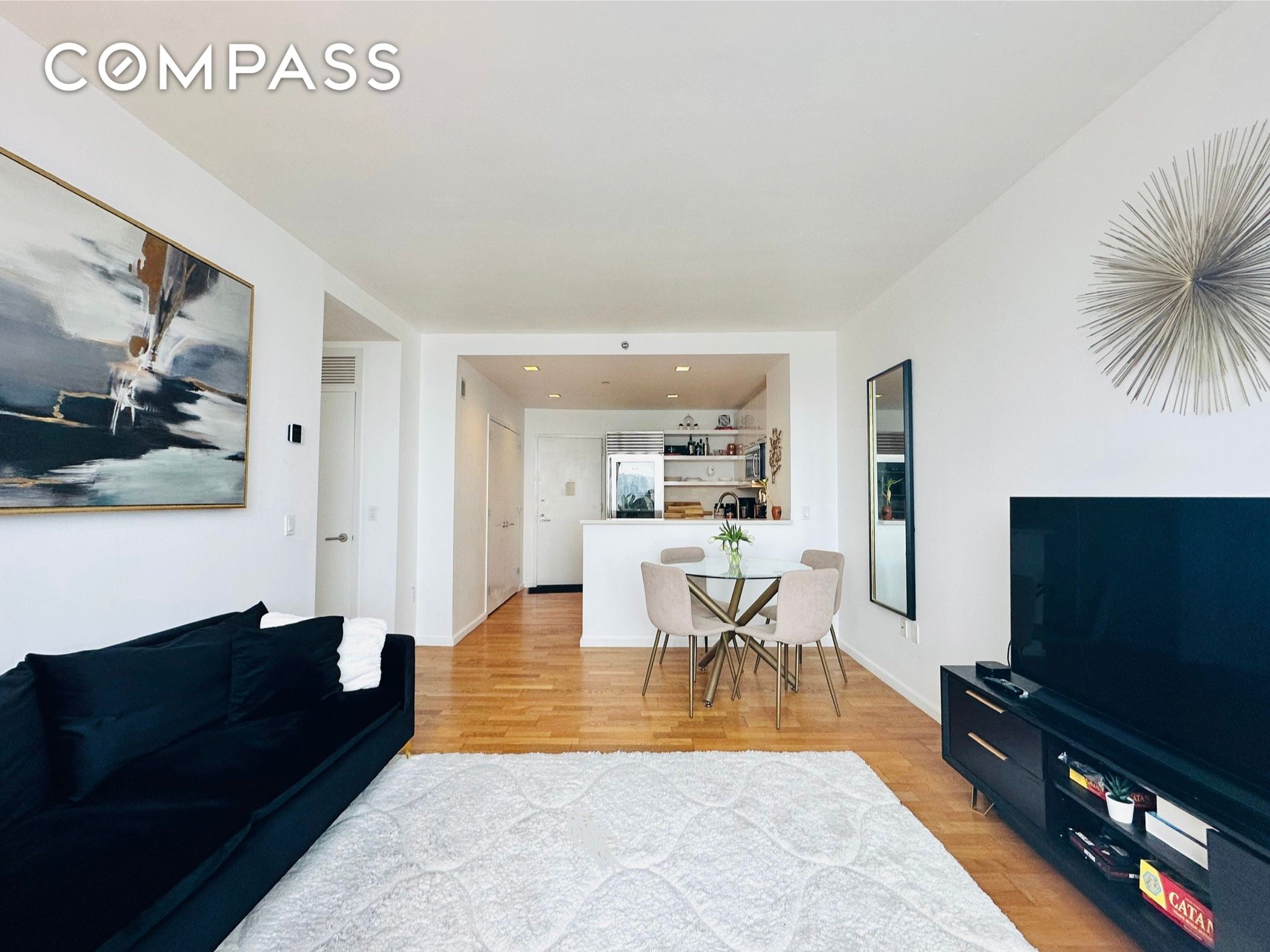 635 W 42nd Street 25D