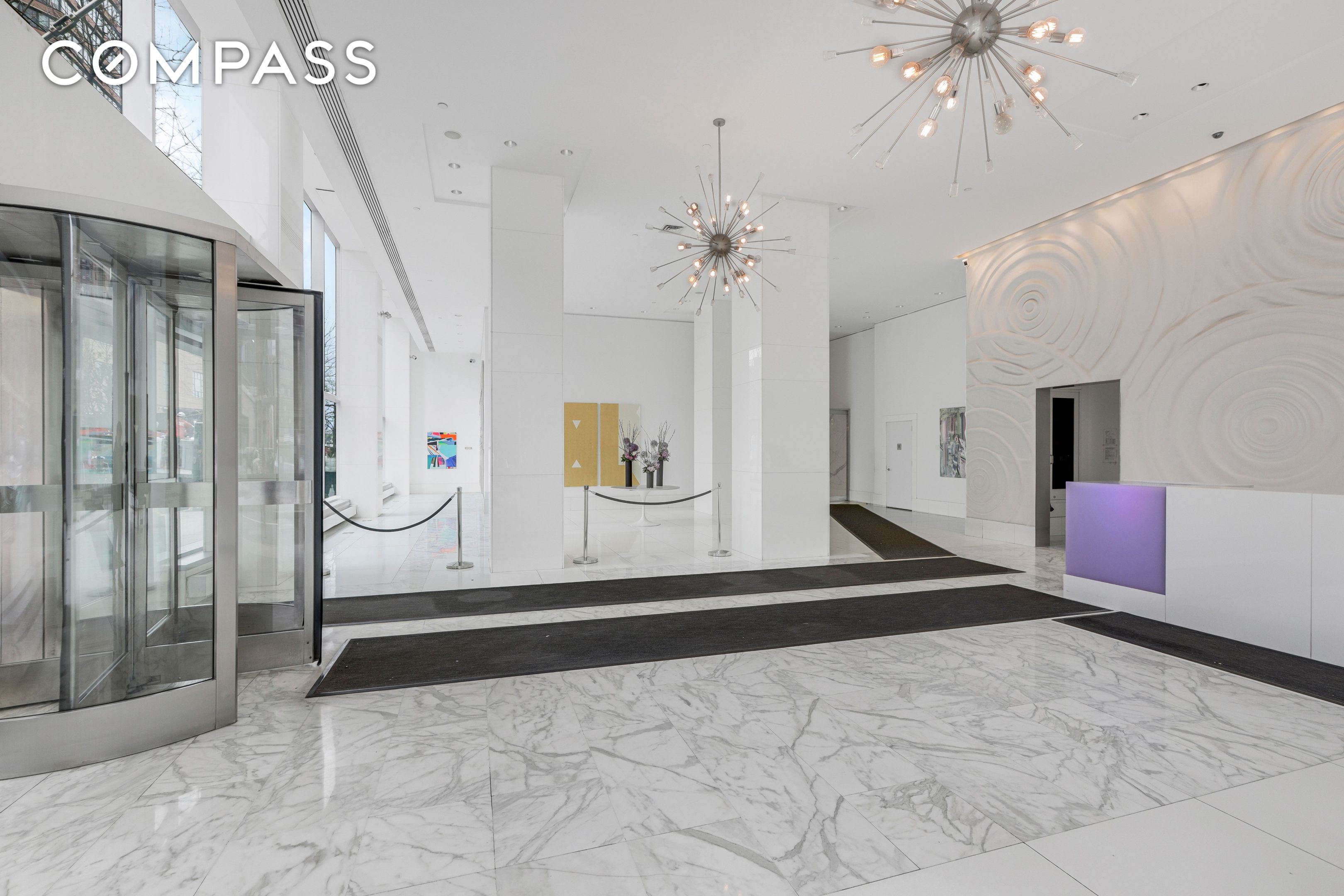 635 W 42nd Street 25D