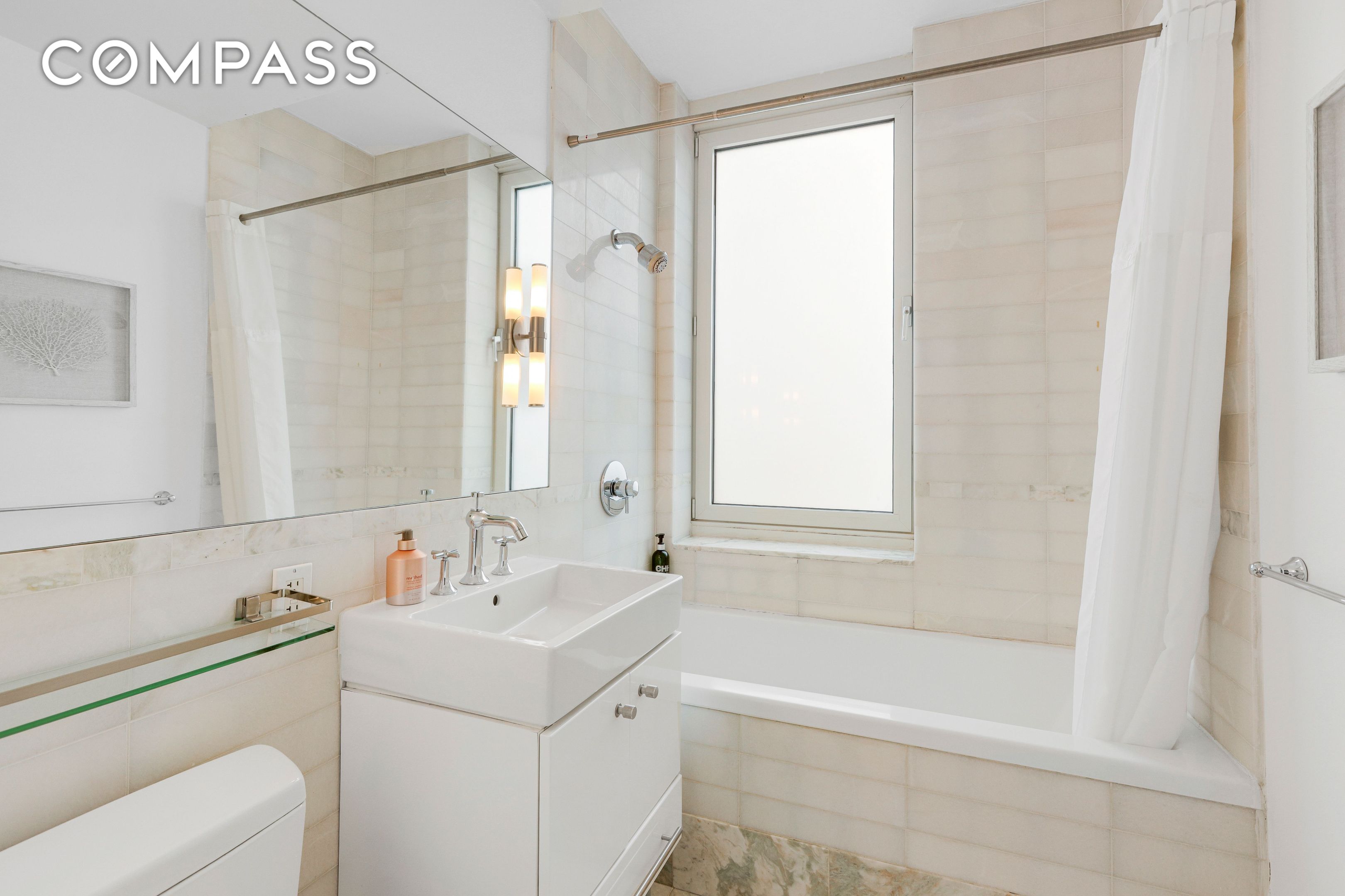635 W 42nd Street 25D