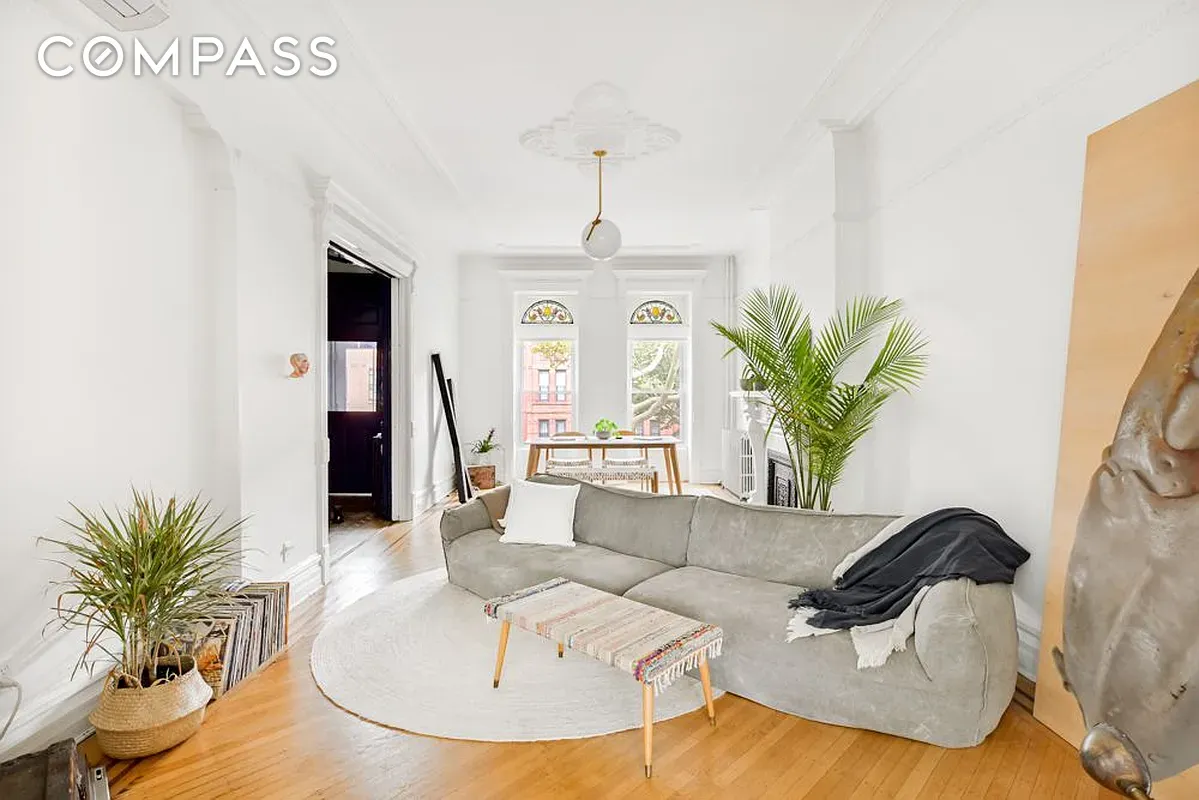 611 Macon Street