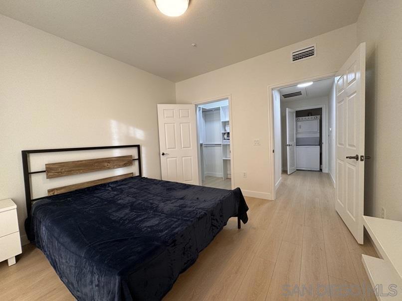 9263 Regents Rd B202