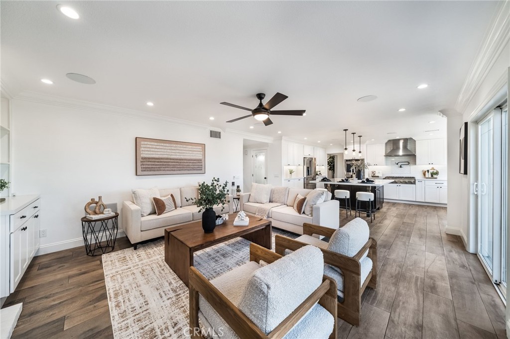 27011 27011 Moro Azul