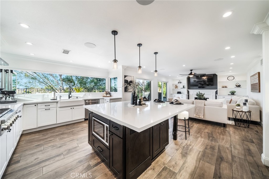 27011 27011 Moro Azul