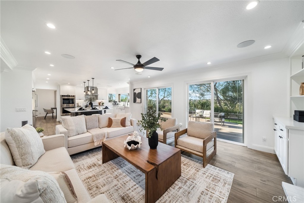 27011 27011 Moro Azul