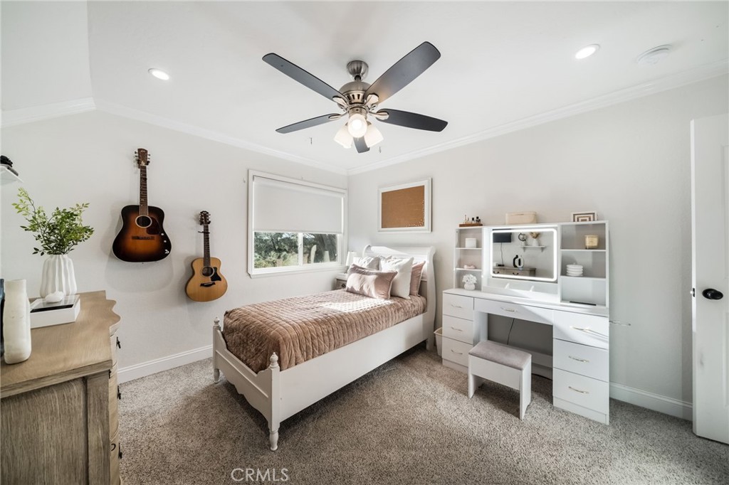 27011 27011 Moro Azul