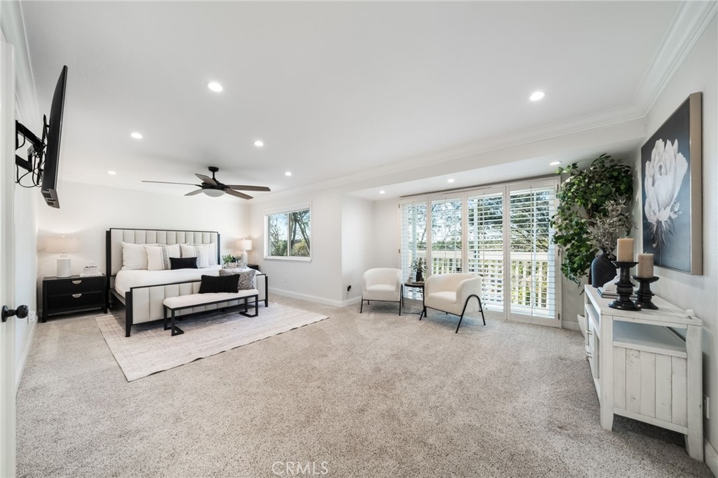 27011 27011 Moro Azul