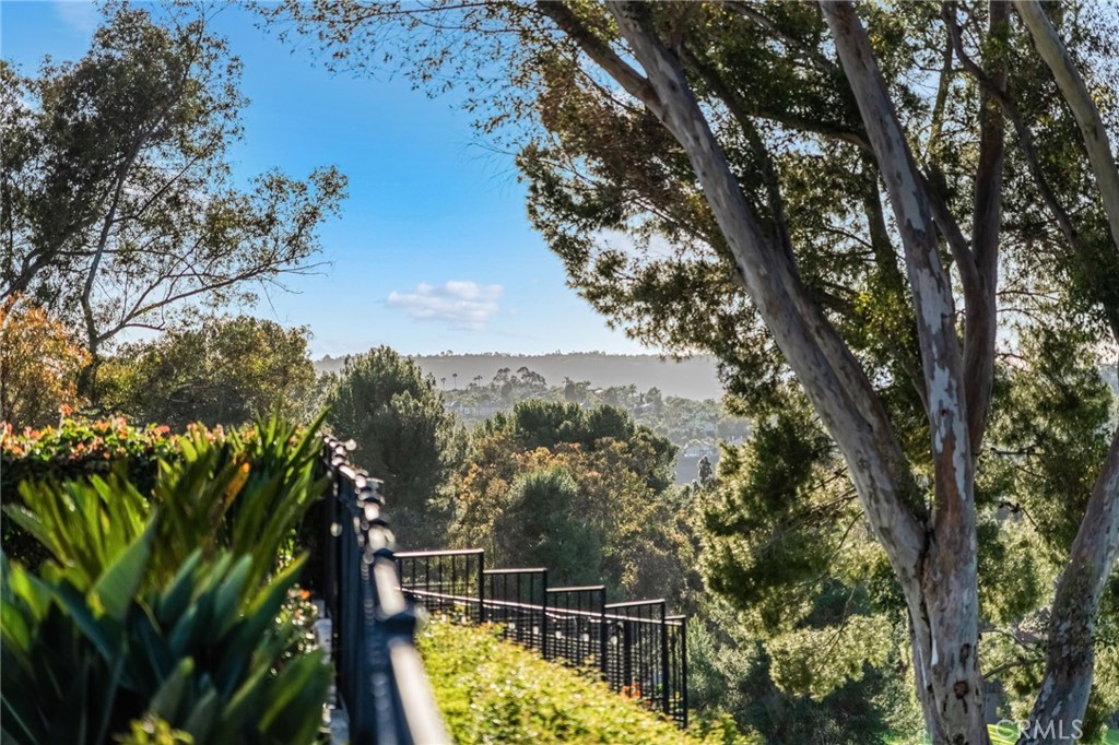 27011 27011 Moro Azul