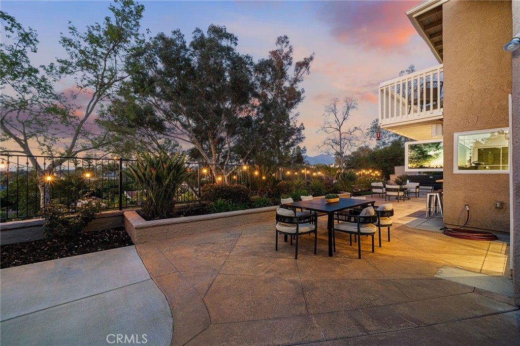 27011 27011 Moro Azul