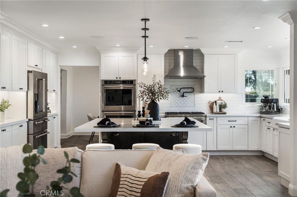 27011 27011 Moro Azul