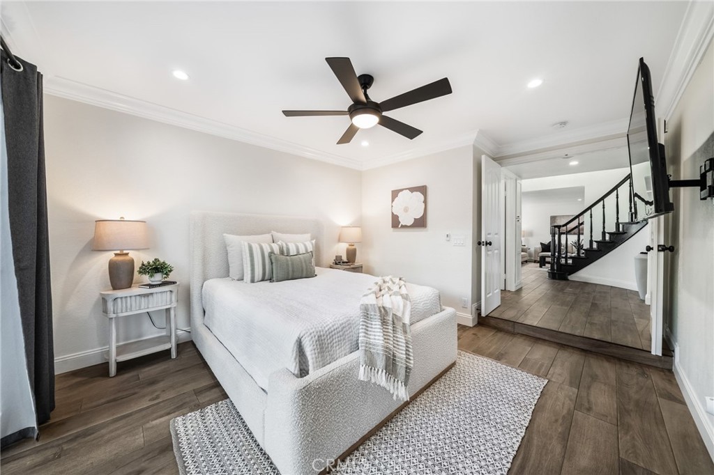 27011 27011 Moro Azul