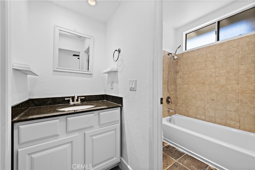 23311 La Glorieta 97