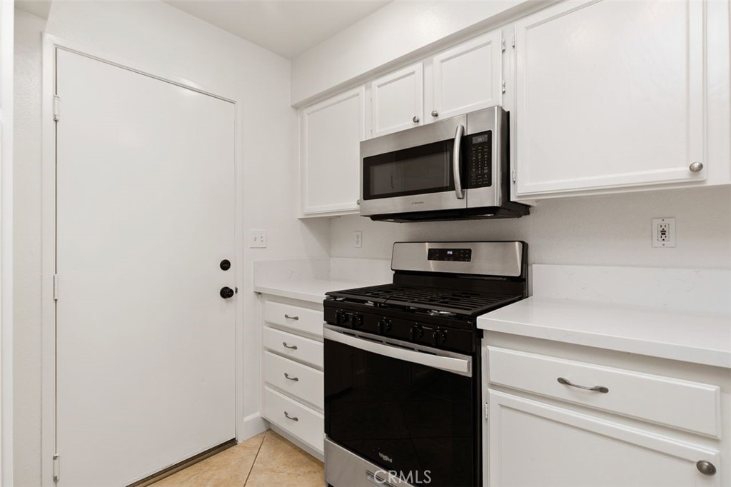 82 Santa Barbara Court 5