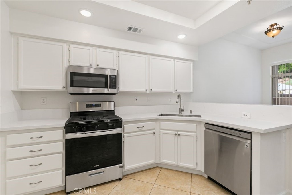 82 Santa Barbara Court 5