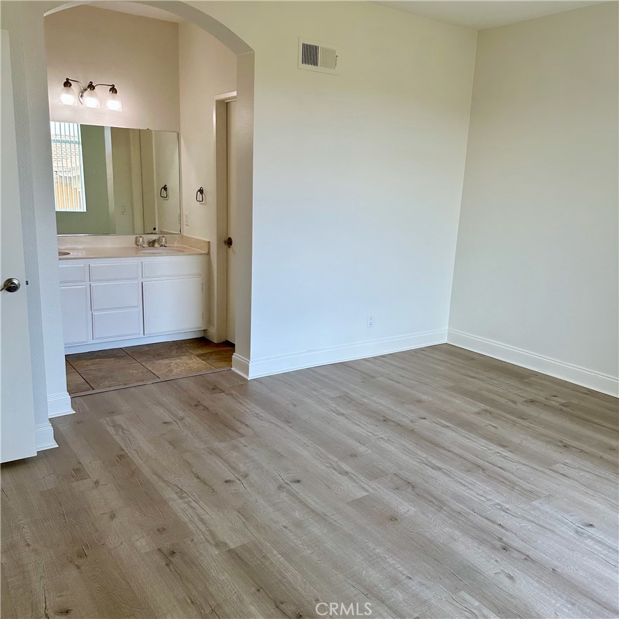 30902 Clubhouse Drive 19B