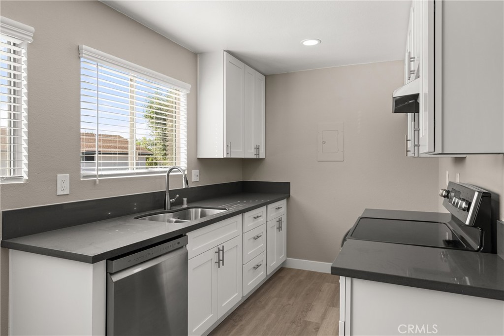 23292 Orange Avenue 2