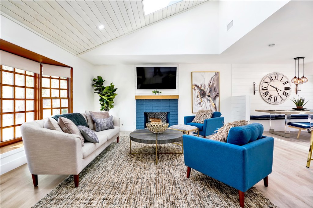 29362 Via Acaso Drive