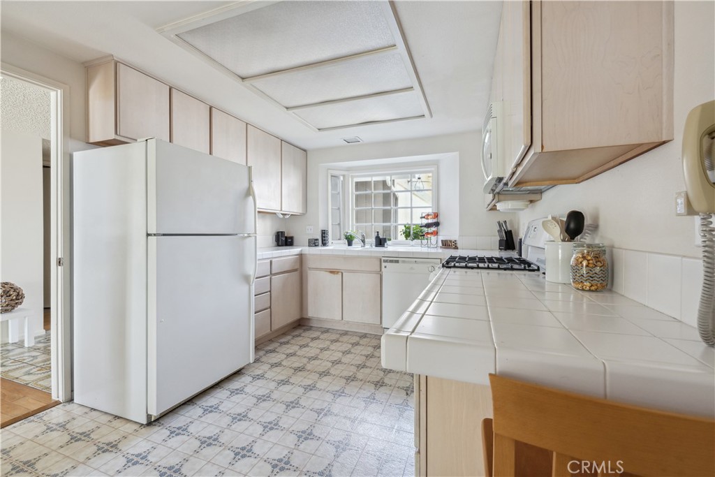 3437 Calle La Veta 3437