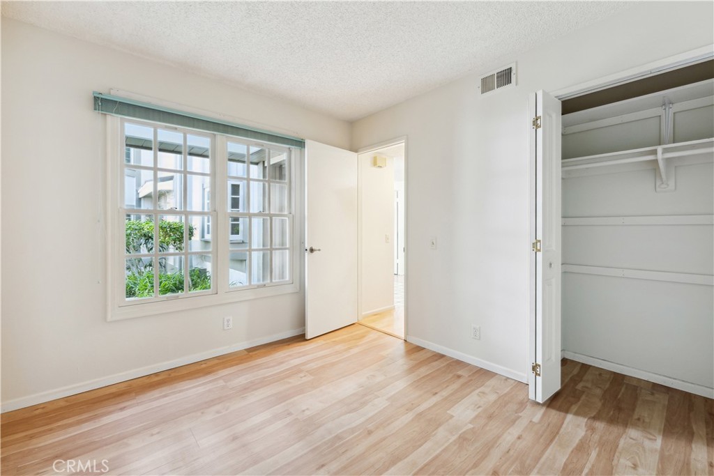 3437 Calle La Veta 3437