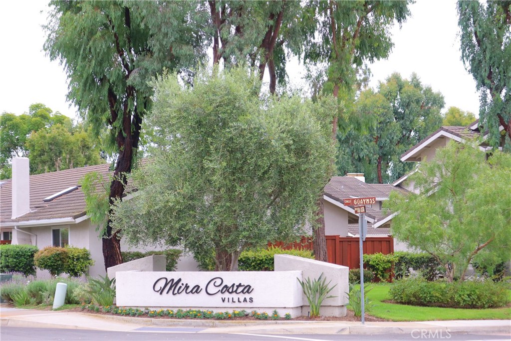 3437 Calle La Veta 3437