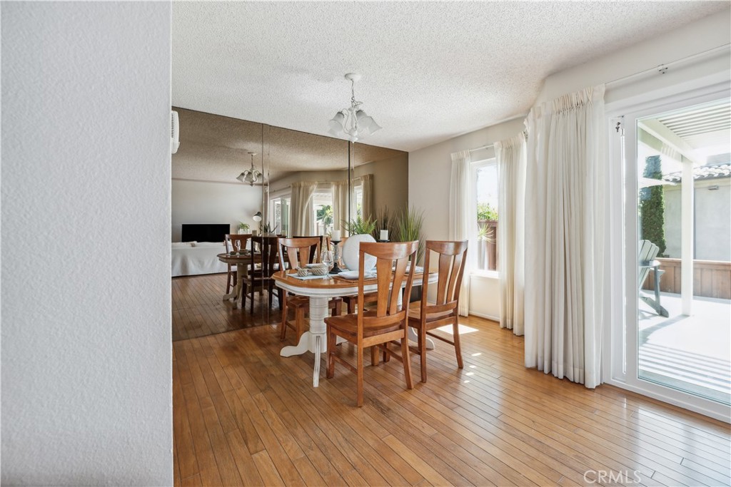 3437 Calle La Veta 3437