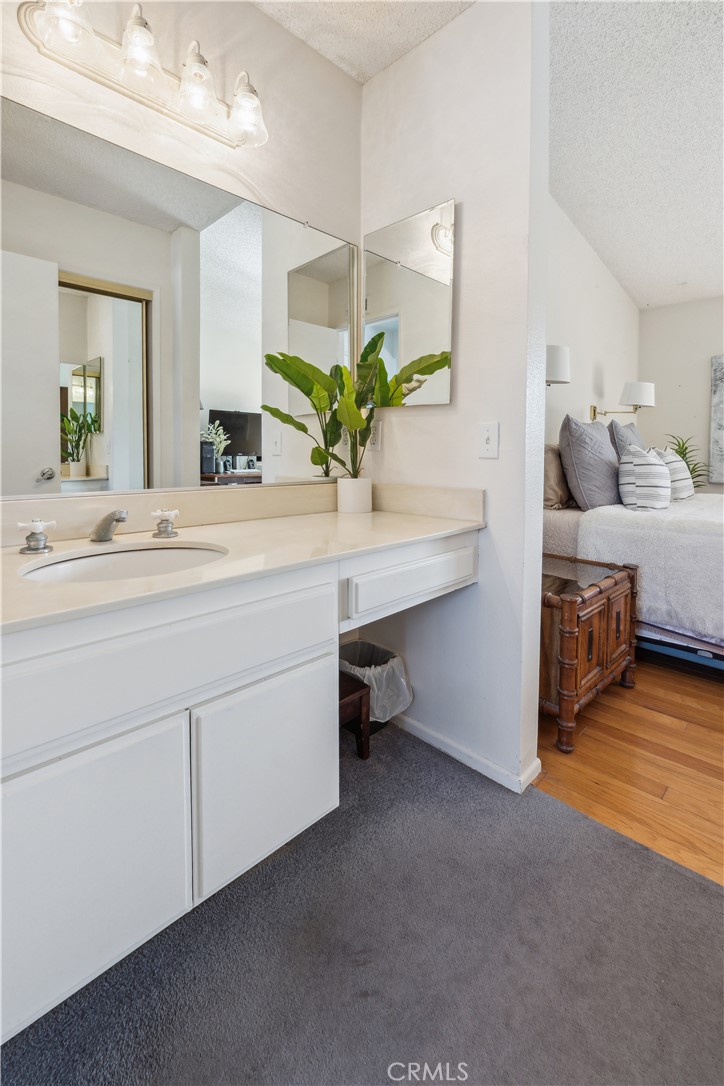 3437 Calle La Veta 3437