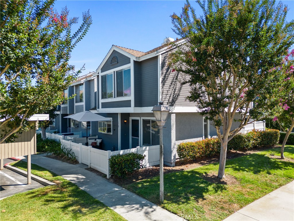 15 Briarwood Lane 64