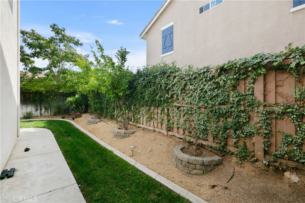 32072 Meadow Wood Ln