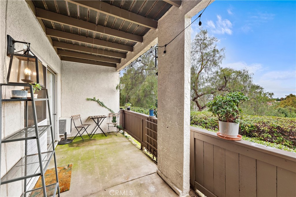 21941 Rimhurst Drive E