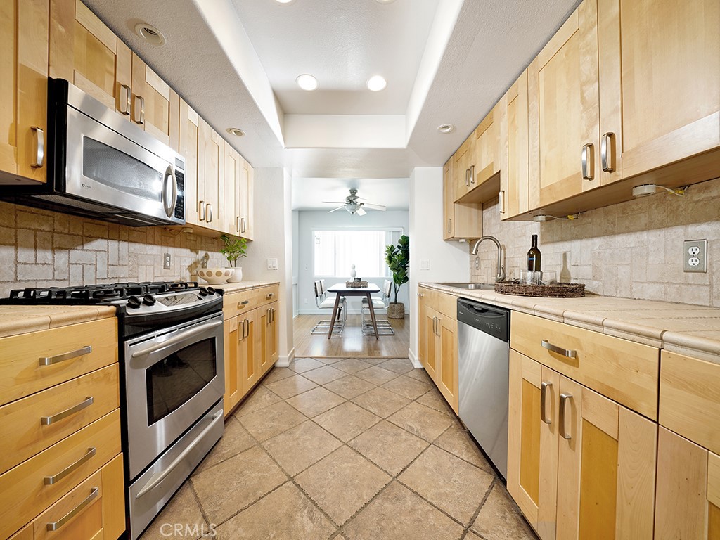 2220 E Chapman Avenue 53