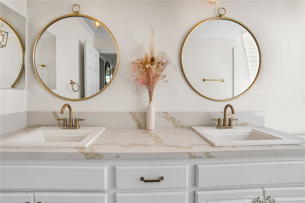 2689 Pala Mesa Court