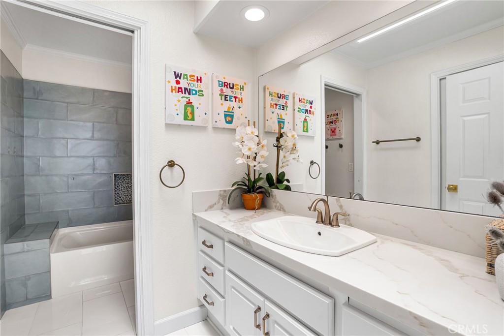 2689 Pala Mesa Court