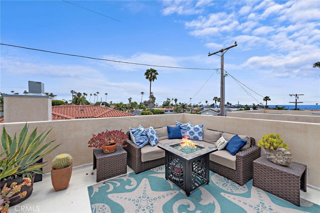 117 Avenida Del Reposo F