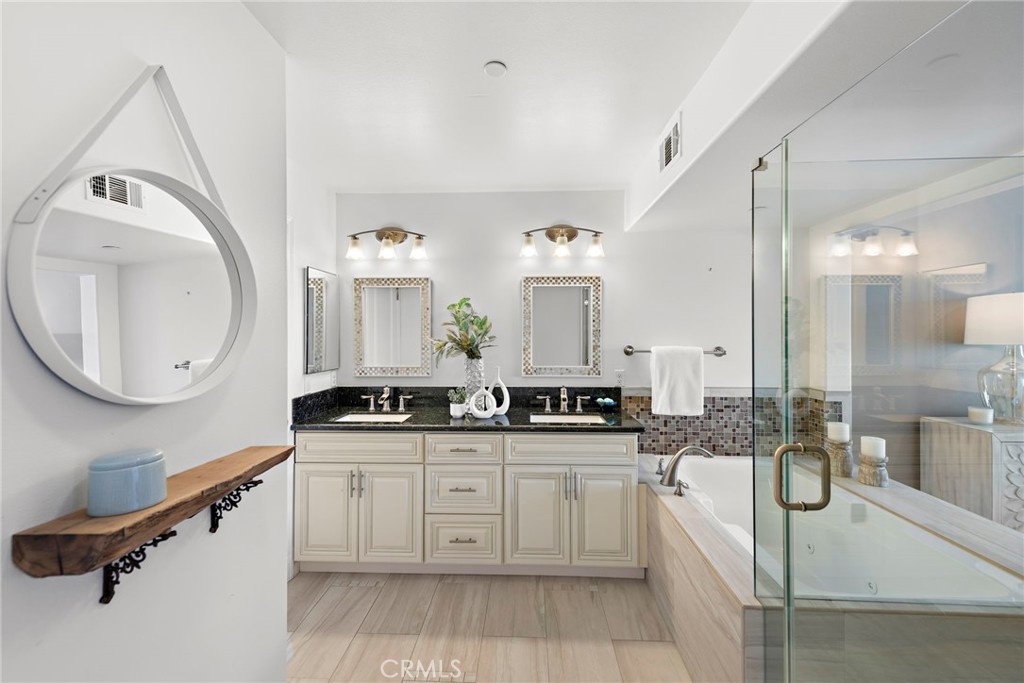 117 Avenida Del Reposo F