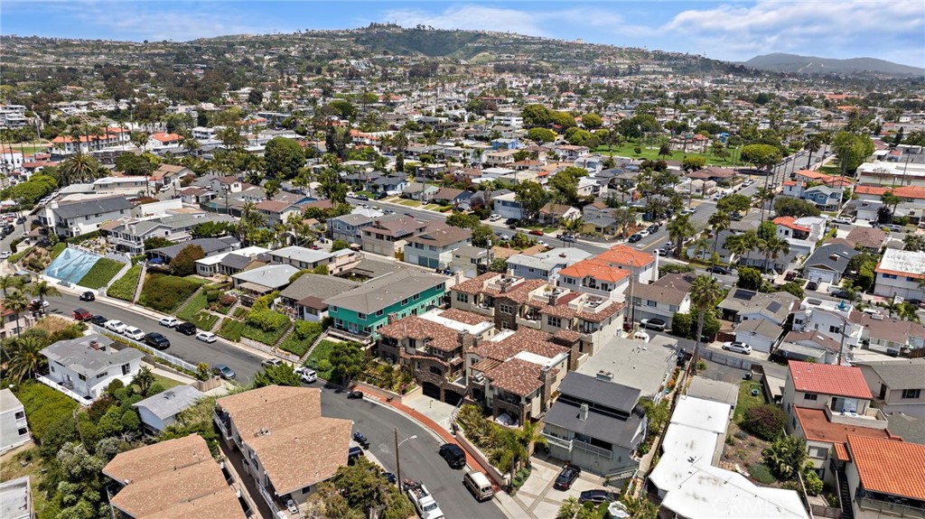 117 Avenida Del Reposo F