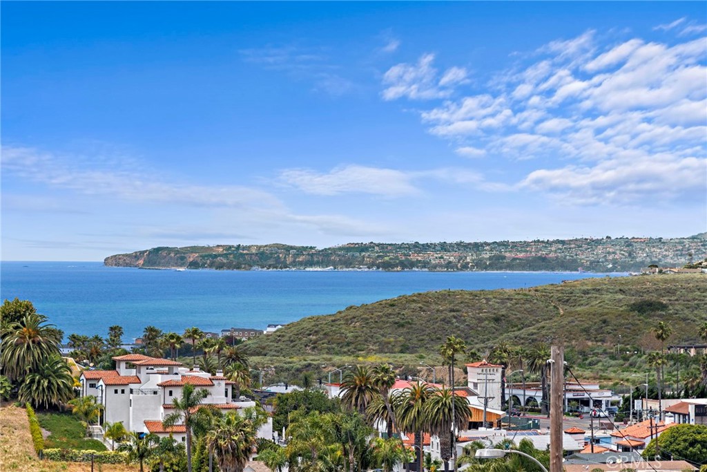 117 Avenida Del Reposo F