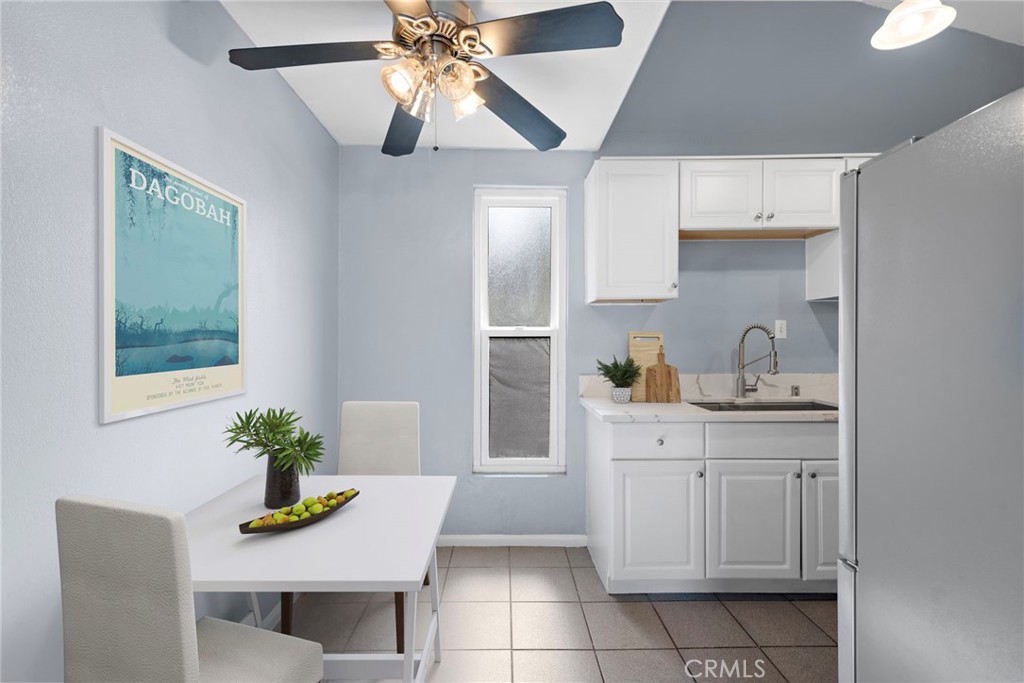 1000 Macarthur Boulevard W 16