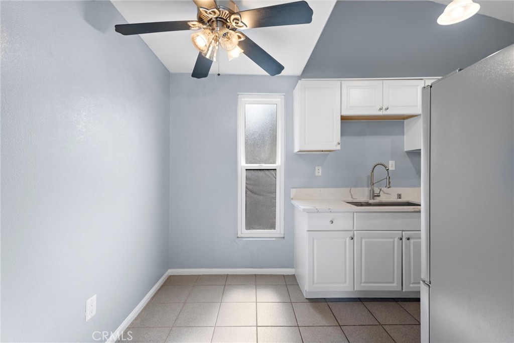 1000 Macarthur Boulevard W 16