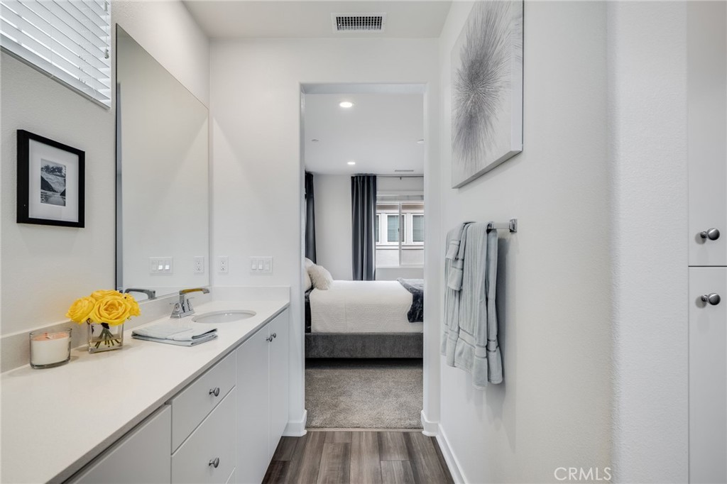 7452 Desert Holly Street