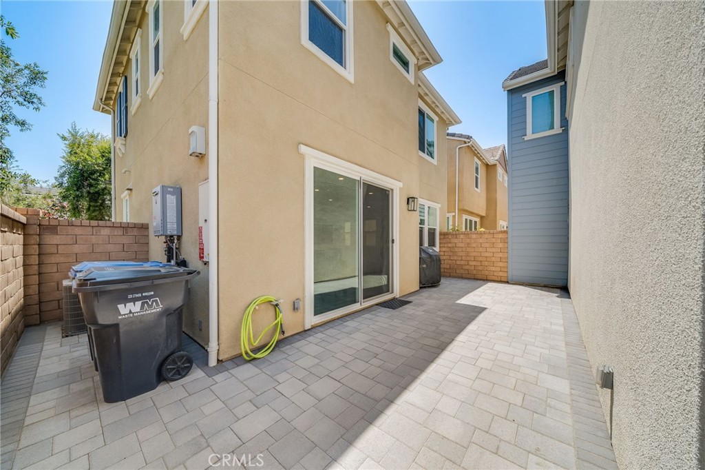 7452 Desert Holly Street