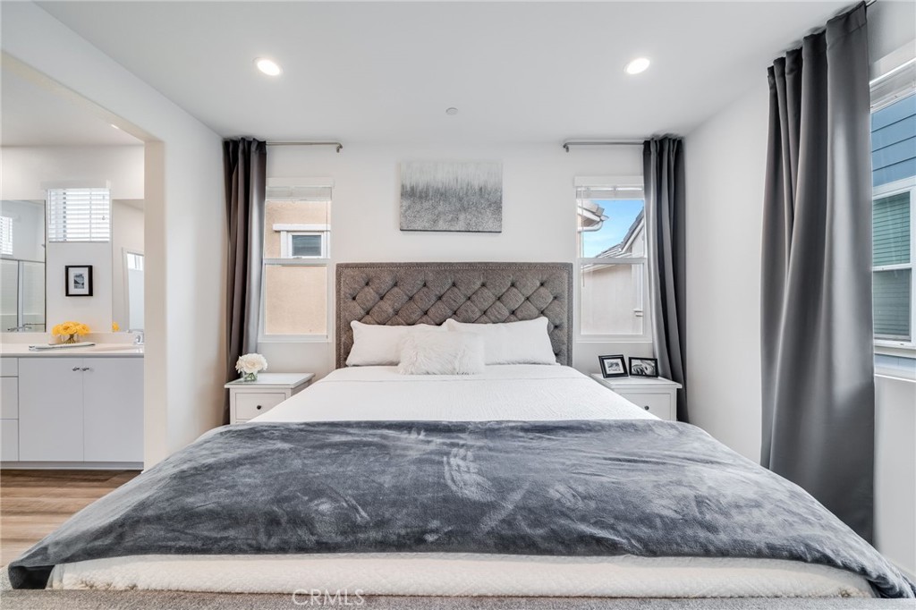 7452 Desert Holly Street