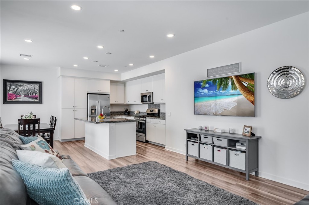 7452 Desert Holly Street