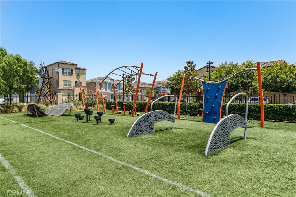 7452 Desert Holly Street