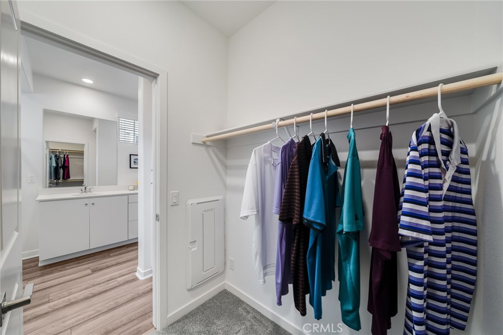 7452 Desert Holly Street