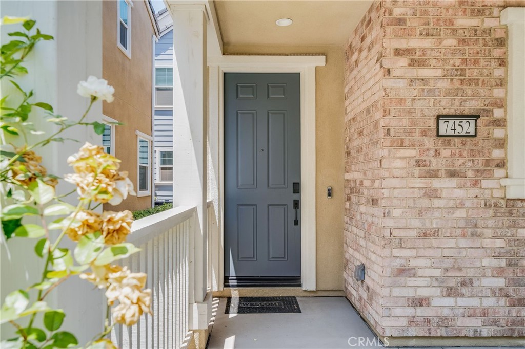 7452 Desert Holly Street