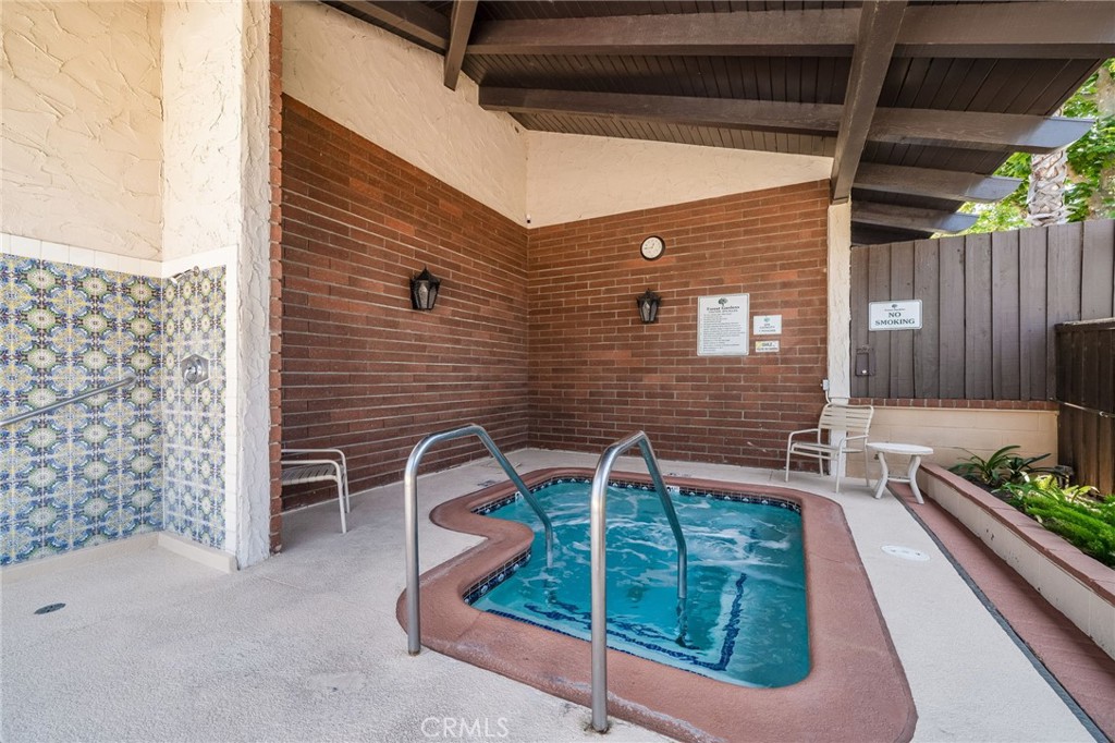 24001 Muirlands Boulevard 387