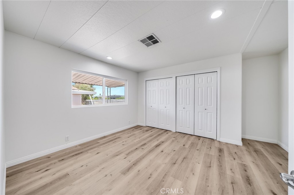 24001 Muirlands Boulevard 387